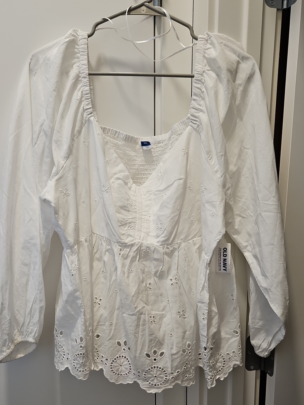 NWT Old Navy White Eyelet Peasant Blouse - Long Sleeve